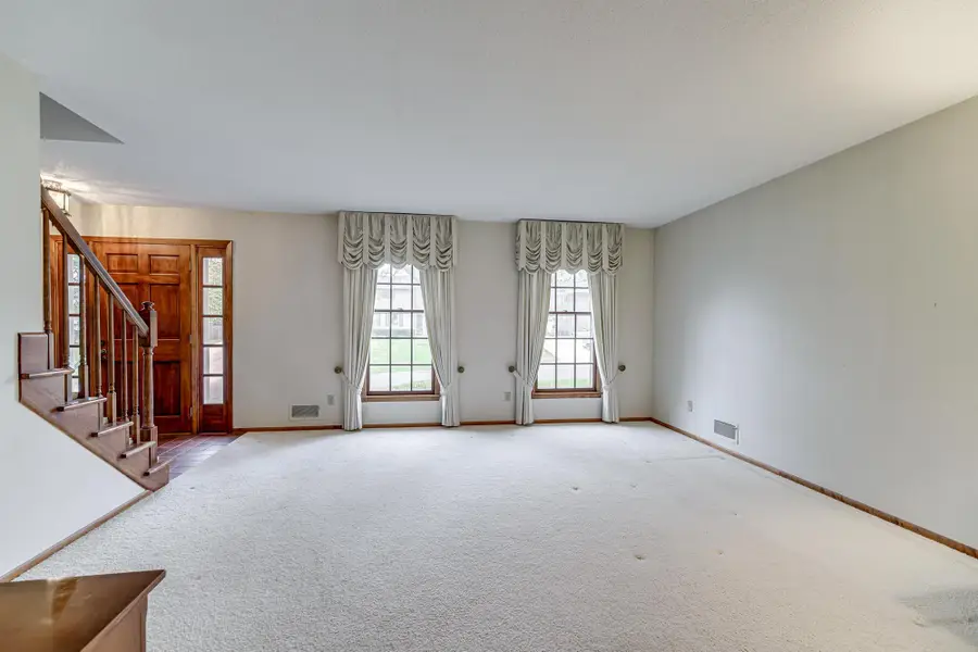 1721 Rhode Island Avenue N, Golden Valley, MN 55427 - #3