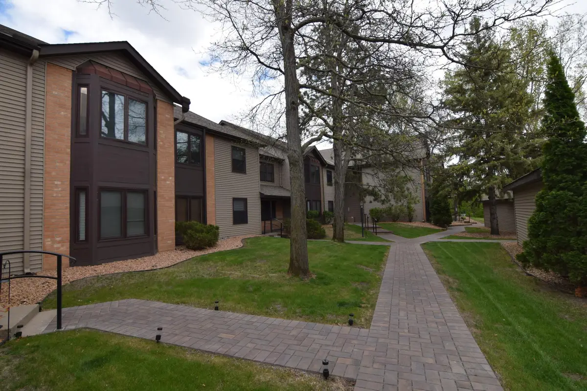 11039 Oregon Circle, Bloomington, MN 55438 - #1