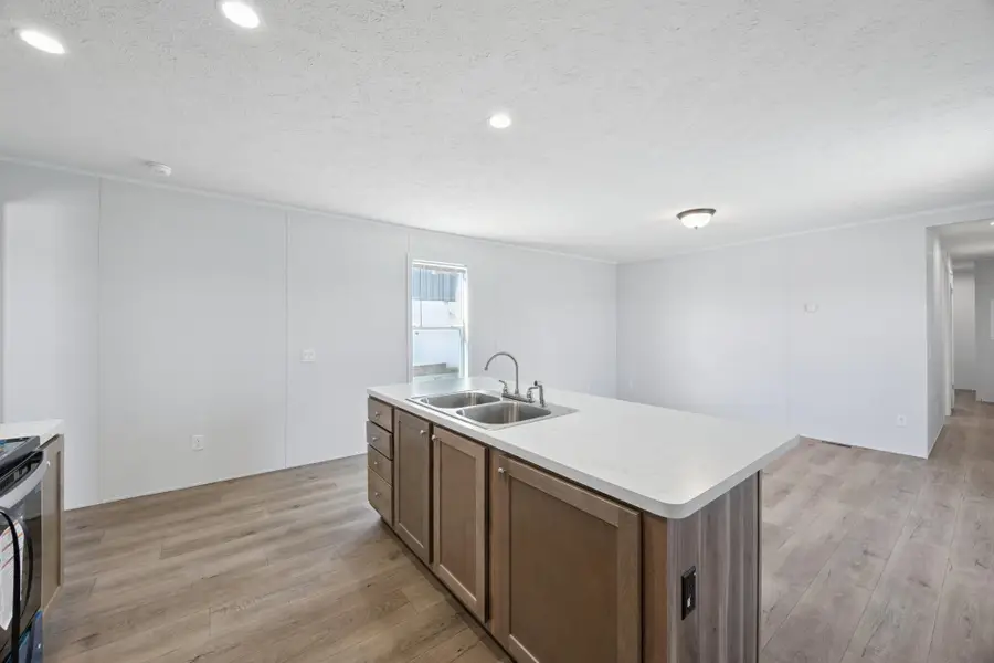 2401 Gene Avenue, Albert Lea, MN 56007 - #3
