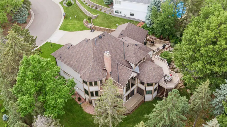 685 Valley View Court, Shoreview, MN 55126 - #3