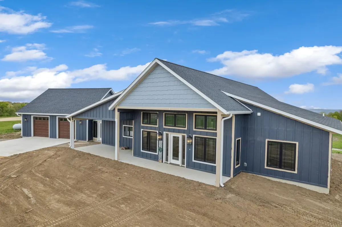 70638 215th Avenue, Wabasha, MN 55981 - #1