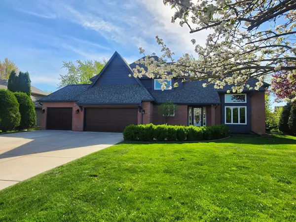 6050 Dallas Lane N, Plymouth, MN 55446