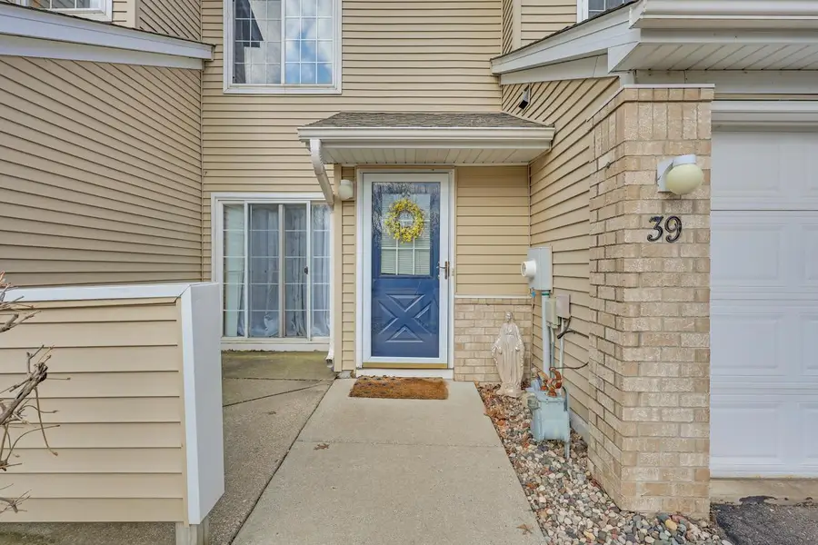 2270 Ranchview Lane N #39, Plymouth, MN 55447 - #2