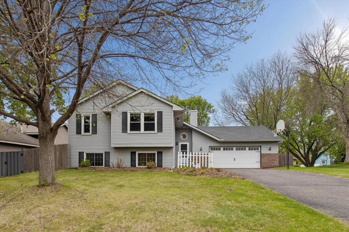 13916 York Avenue S, Burnsville, MN 55337 - #1