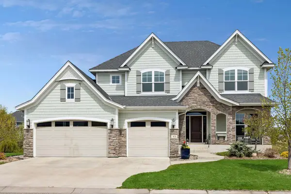 45 Monarch Way, North Oaks, MN 55127