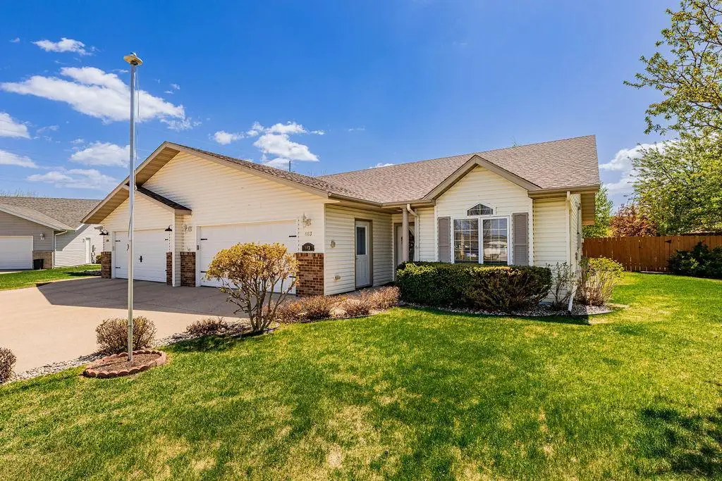 883 Lakeridge Place, West Fargo, ND 58078 - #1