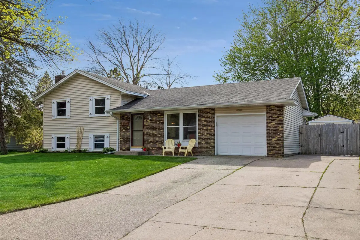 8700 Ironwood Avenue S, Cottage Grove, MN 55016 - #1