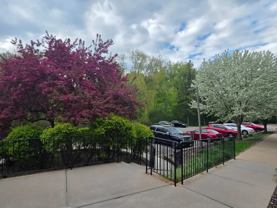 35 Nathan Lane N #325, Plymouth, MN 55441 - #2