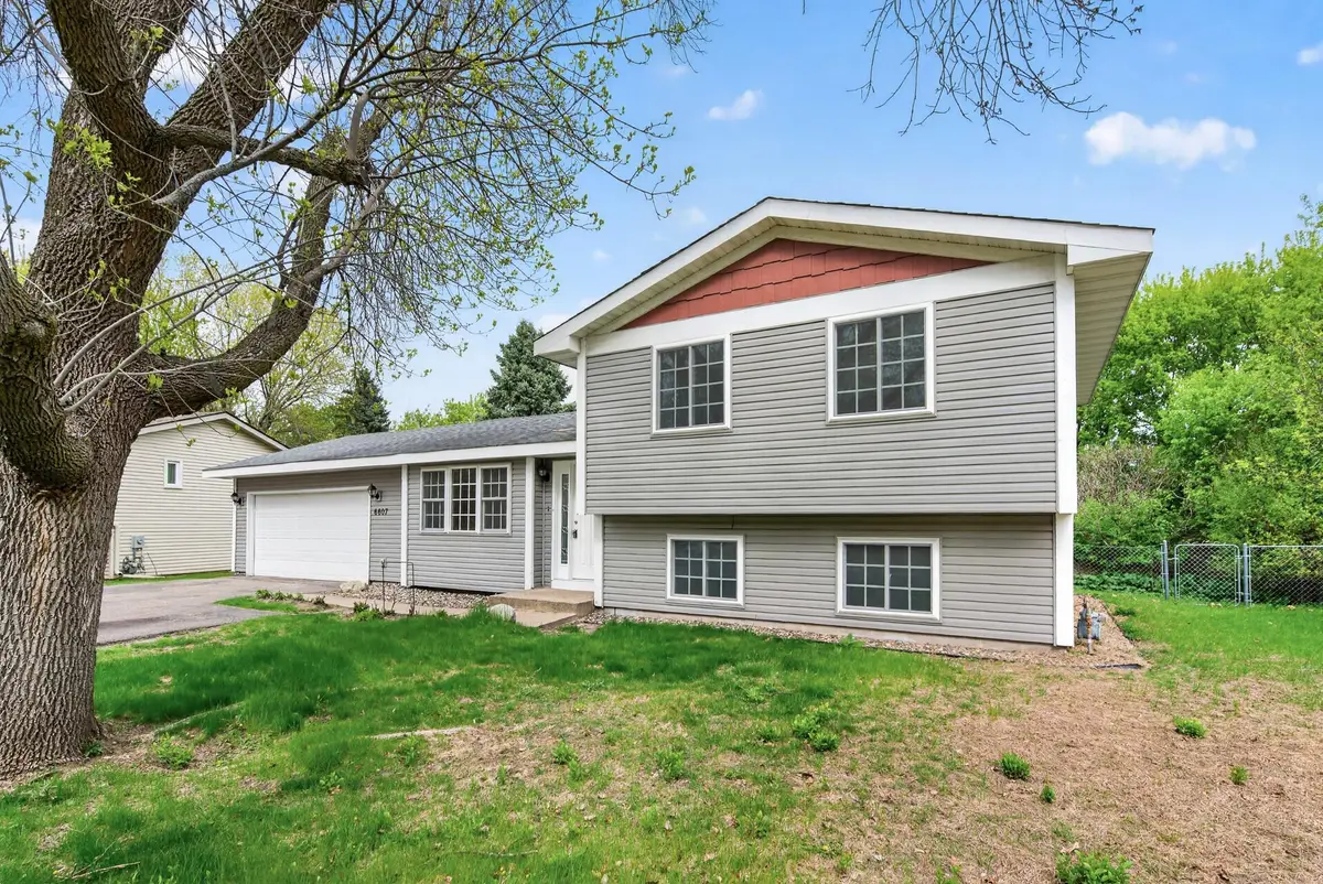 6607 Kilmer Way, Maple Grove, MN 55369 - #1