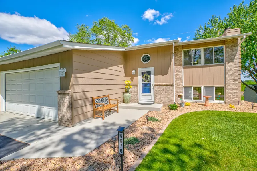 6676 Sandlewood Road, Woodbury, MN 55125 - #2