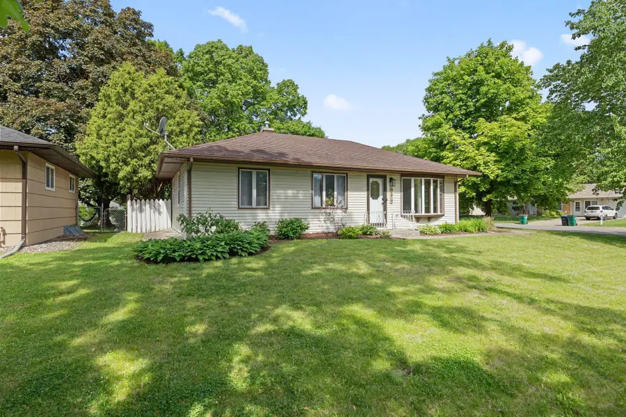 2619 Herschel Street, Roseville, MN 55113 - #3