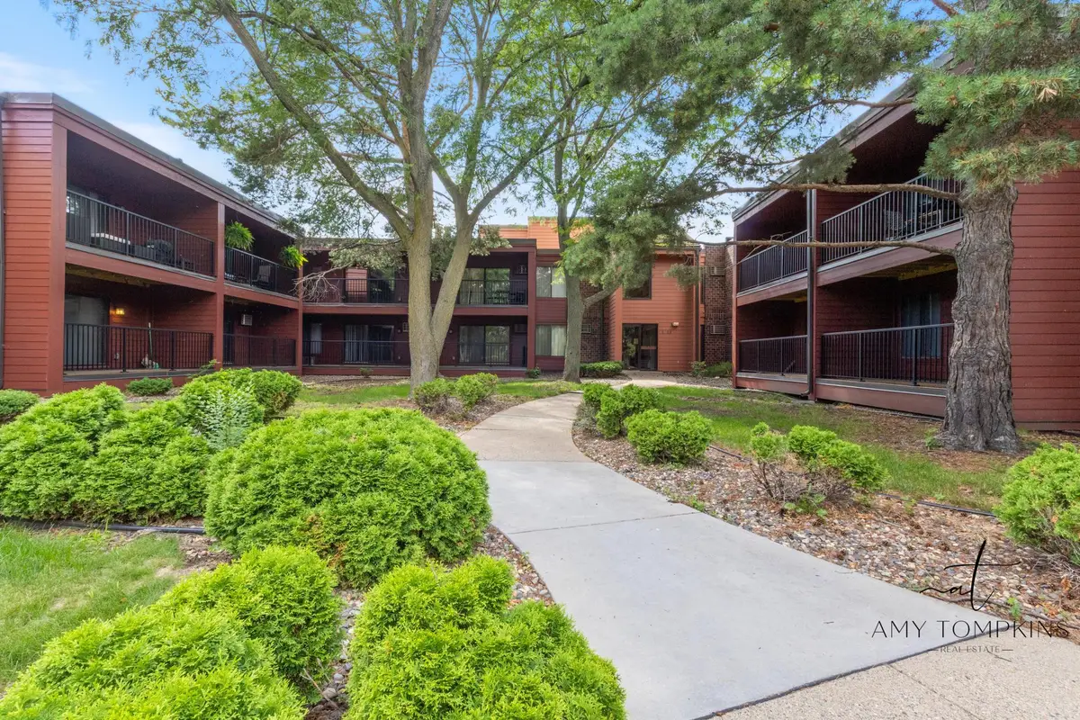 8025 Xerxes Avenue S #112, Bloomington, MN 55431 - #1