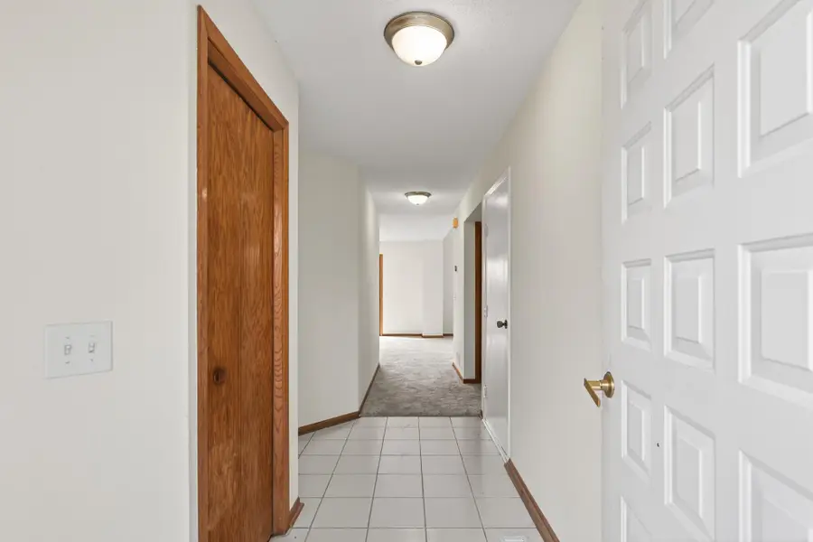 8143 Curtis Lane, Eden Prairie, MN 55347 - #3