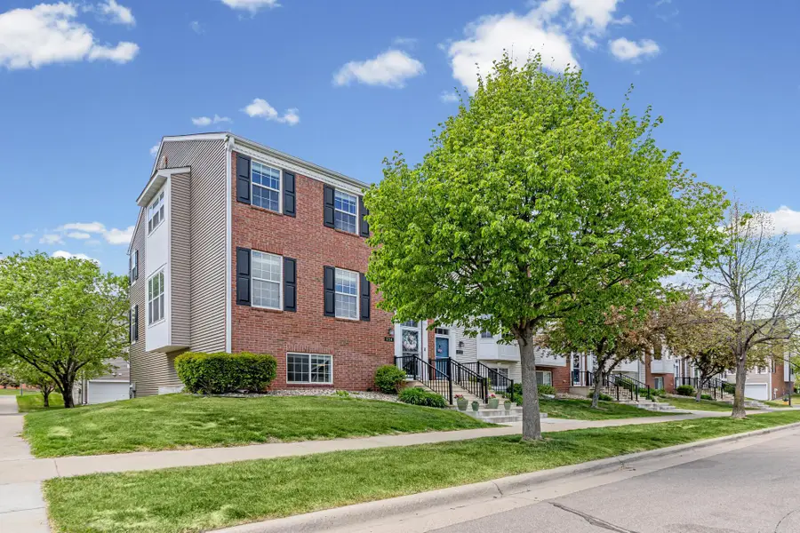 1724 Riverside Drive, Shakopee, MN 55379 - #3