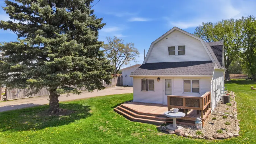 27090 540th Avenue, Lansing, MN 55950 - #3