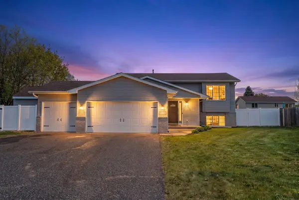 504 Dogwood Street Sw, Isanti, MN 55040