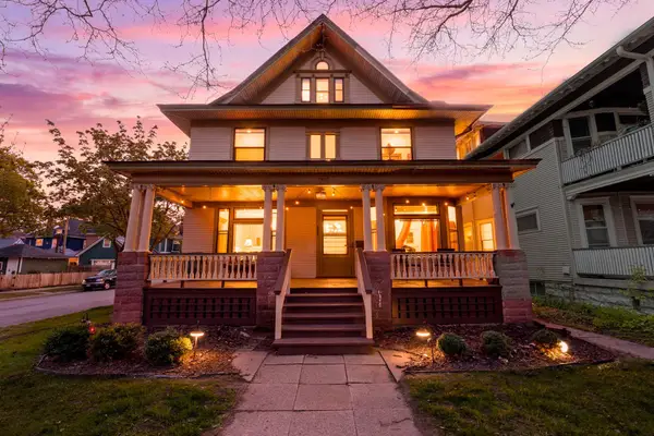 802 Ashland Avenue, Saint Paul, MN 55104