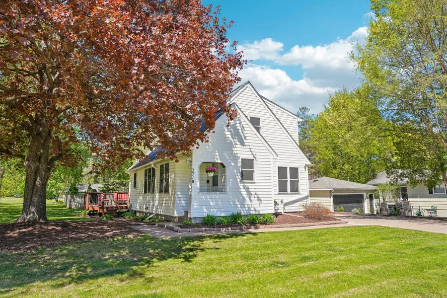 7710 Groveland Road, Mounds View, MN 55112 - #3