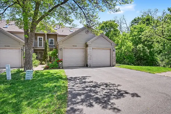 1644 Rose Hill Circle, Saint Paul, MN 55108
