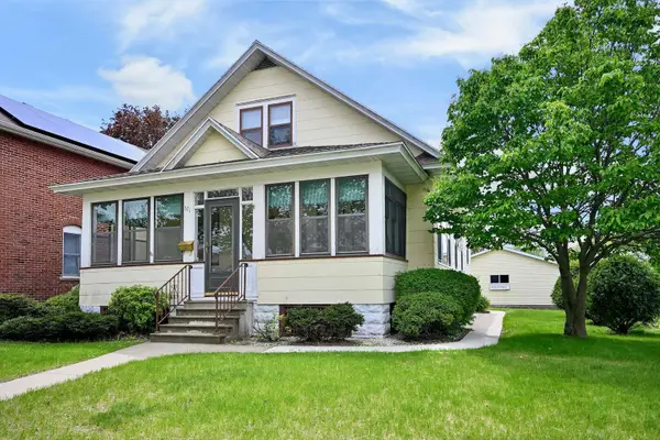 671 E King Street, Winona, MN 55987