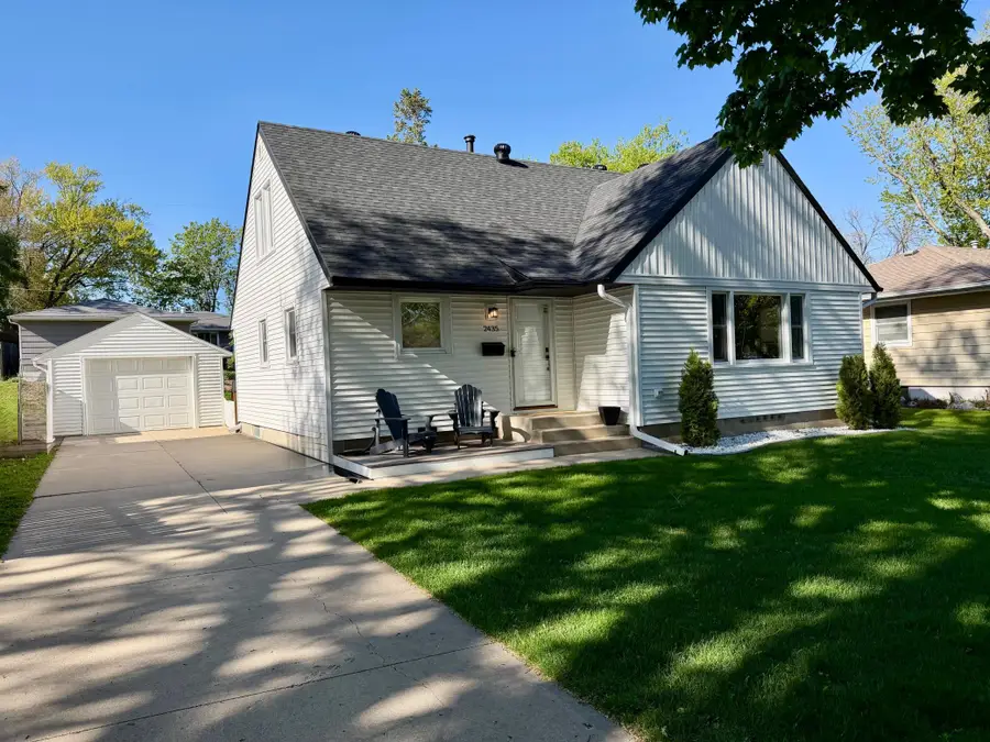 2435 25th Street Nw, Rochester, MN 55901 - #2