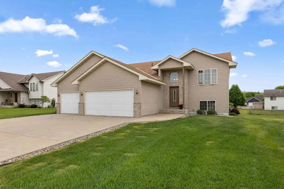 831 Beech Lane S, Annandale, MN 55302 - #1