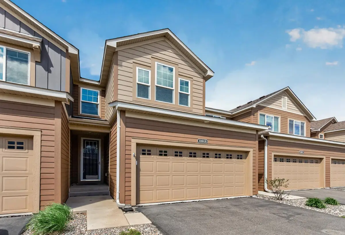 3201 Countryside Court #B, Woodbury, MN 55129 - #1