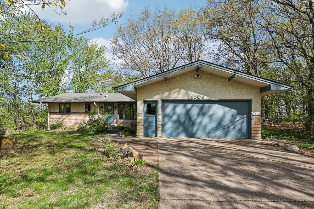 1509 166th Avenue Ne, Ham Lake, MN 55304 - #1