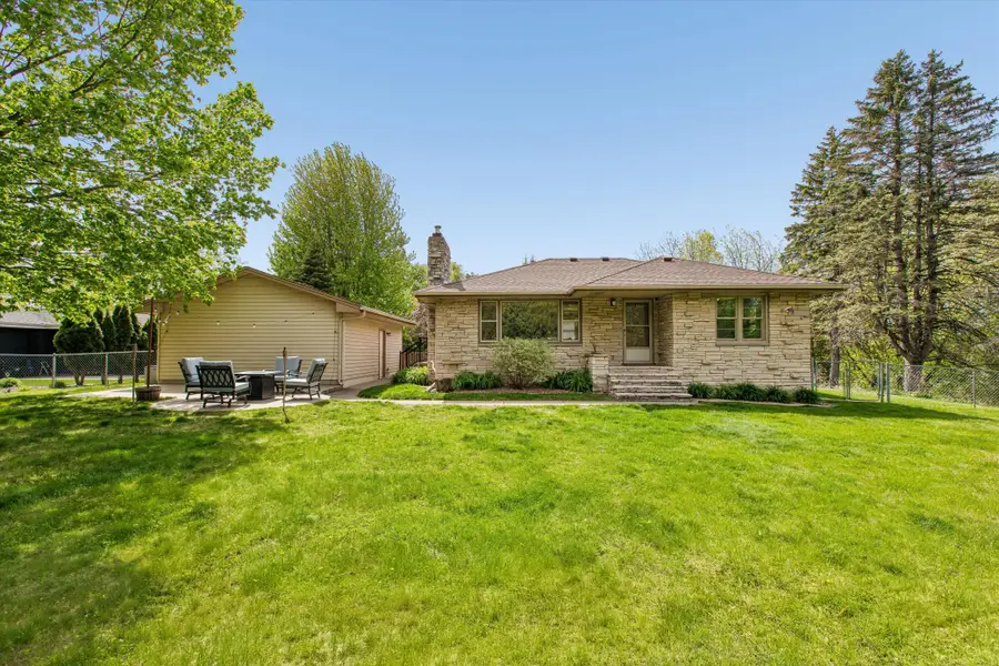 9509 Briar Circle, Bloomington, MN 55437 - #3