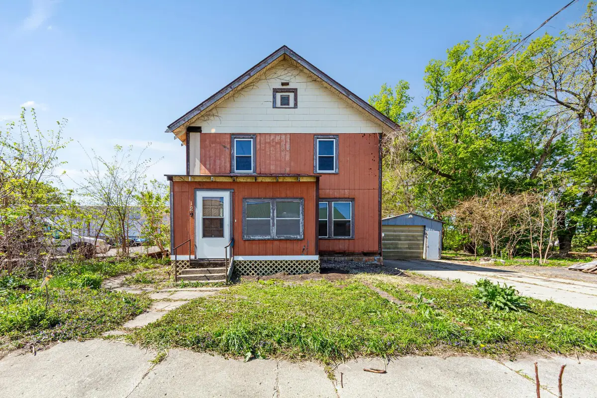 129 W Ruth Street, Mankato, MN 56001 - #1