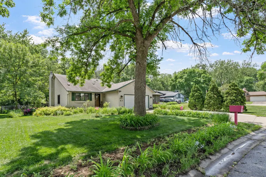 8223 Queen Avenue N, Brooklyn Park, MN 55444 - #2
