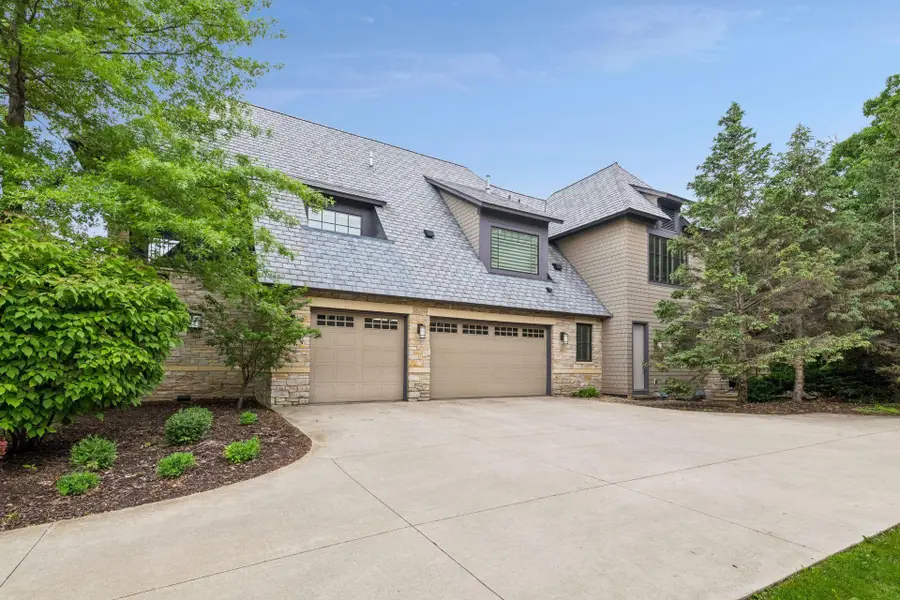 2224 Portico Green, Wayzata, MN 55391 - #3