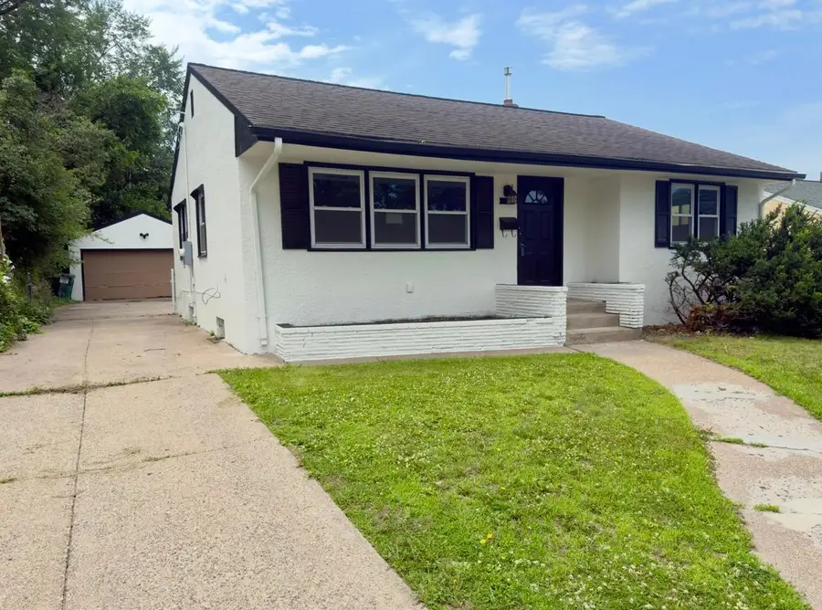 1696 Fremont Avenue, Saint Paul, MN 55106 - #2
