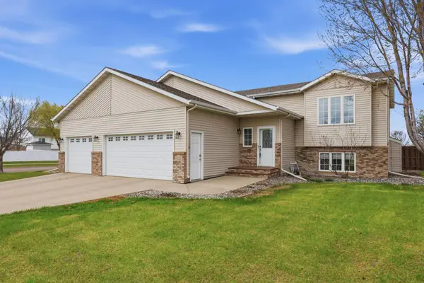 1626 16th Street E, West Fargo, ND 58078
