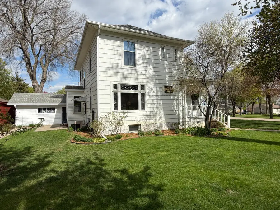 504 N Estey Street, Luverne, MN 56156 - #3