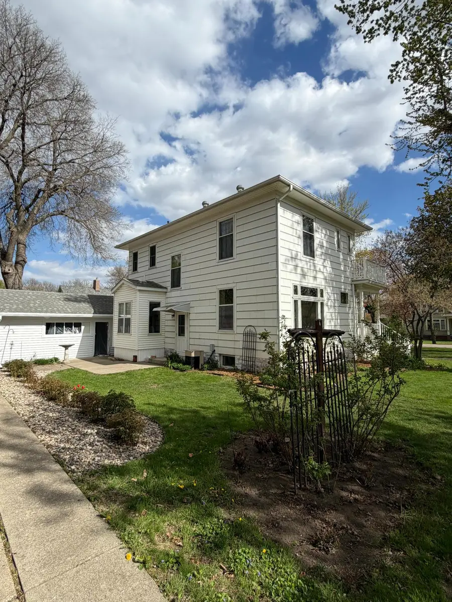 504 N Estey Street, Luverne, MN 56156 - #3