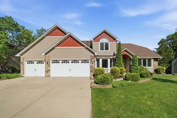 13476 Granada Avenue, Apple Valley, MN 55124