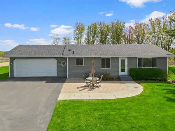 9285 Parley Lake Road, Waconia, MN 55387