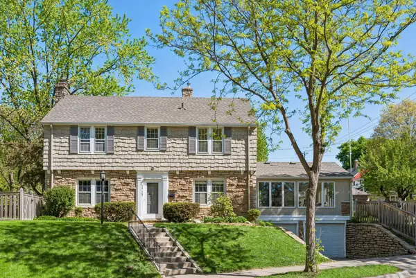 2720 Sunset Boulevard, Minneapolis, MN 55416