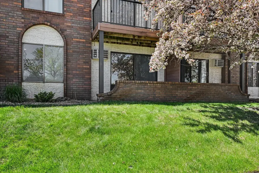 7330 York Avenue S #1031, Edina, MN 55435 - #2