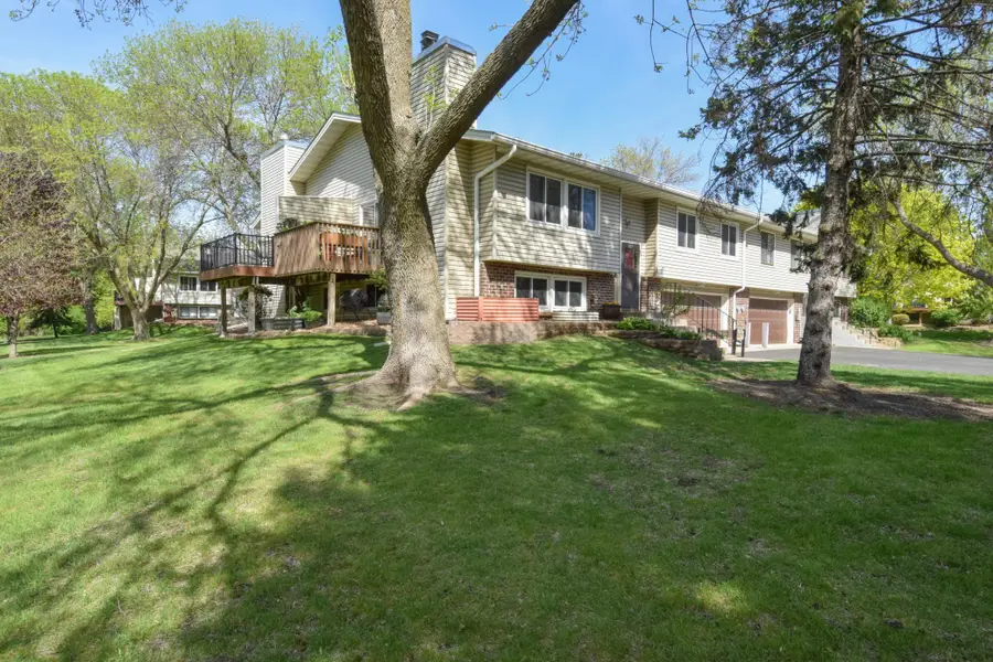 910 94th Avenue Ne, Blaine, MN 55434 - #3