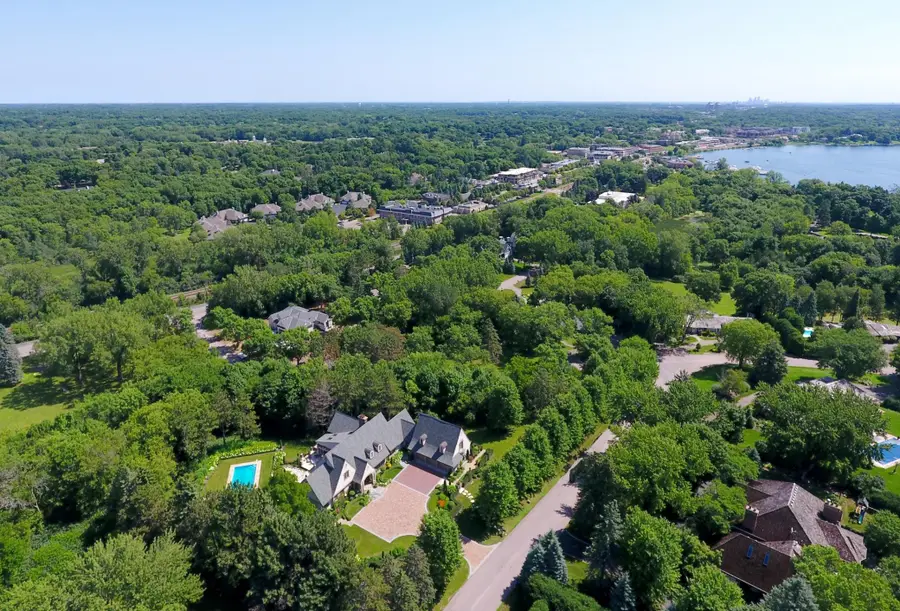 325 Highcroft Lane, Wayzata, MN 55391 - #2