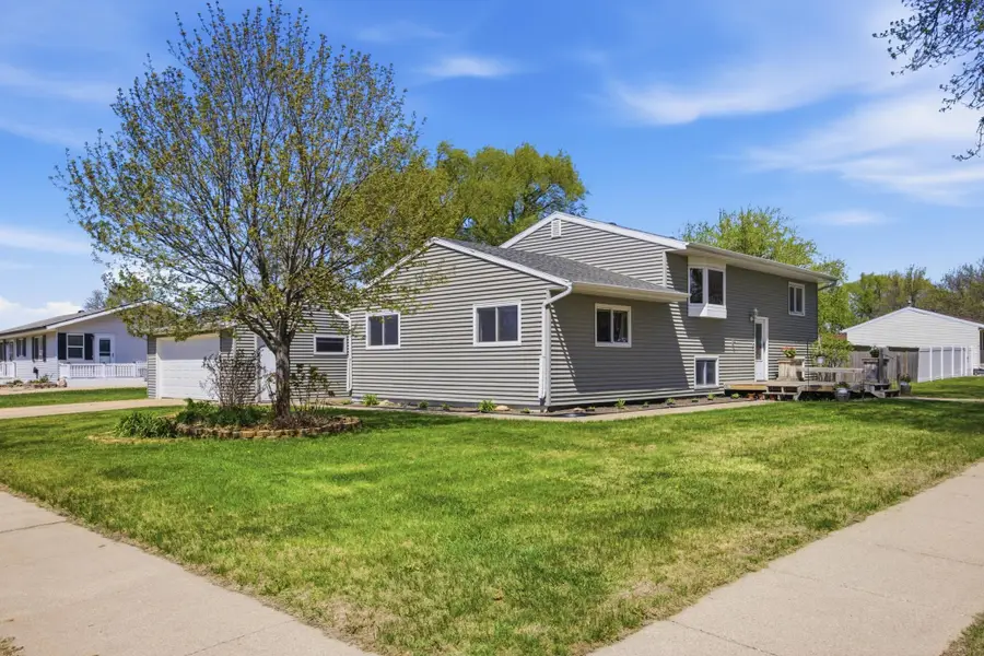 806 7th Street W, West Fargo, ND 58078 - #2