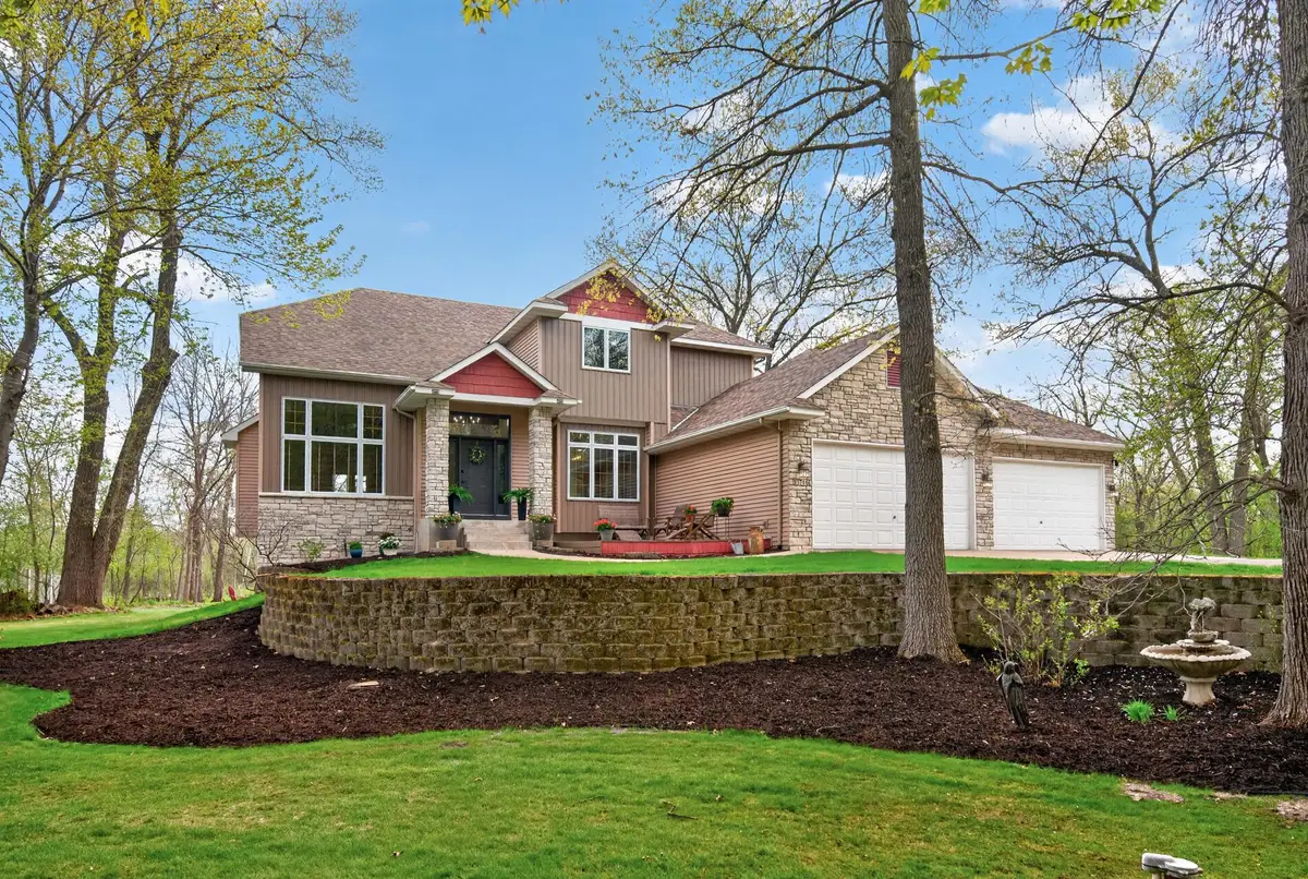 13746 Shenandoah Street Ne, Ham Lake, MN 55304 - #1