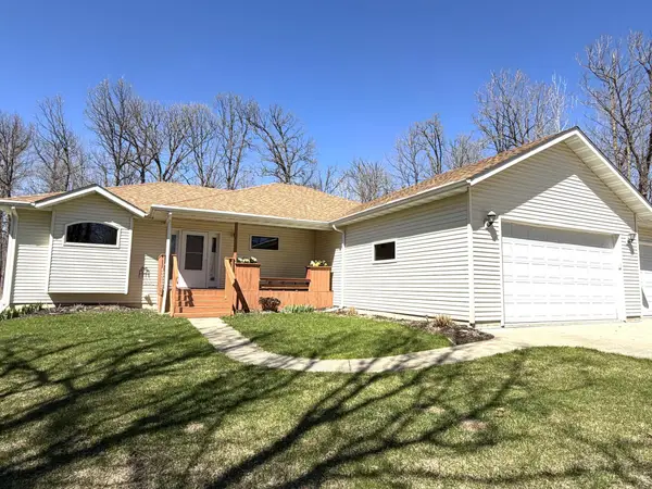 18400 Shorewood Court Nw, Bemidji, MN 56601