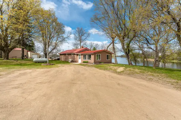 601 Main Street N, Underwood, MN 56586
