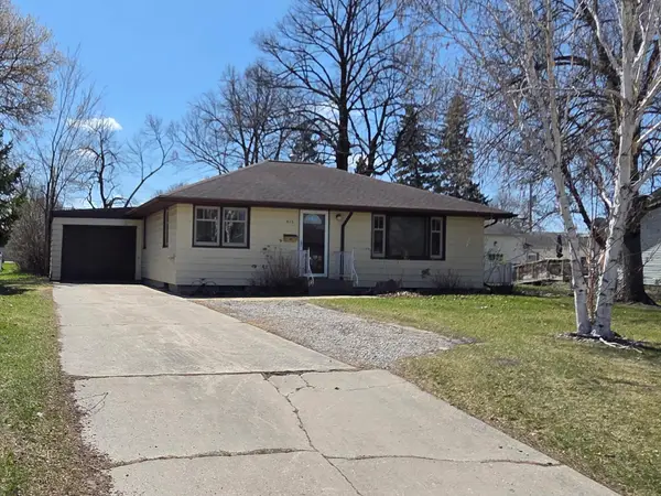 413 Sheridan Street, Crookston, MN 56716