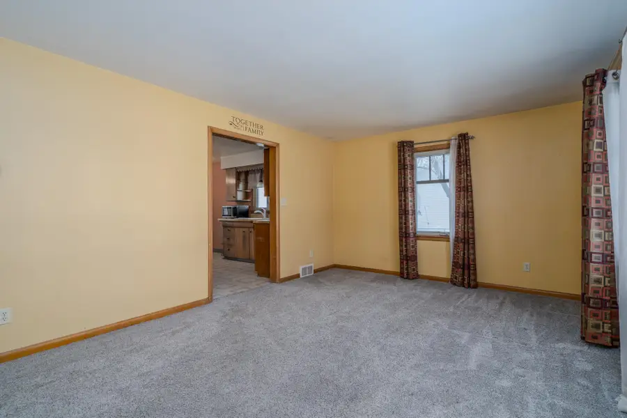 413 Sheridan Street, Crookston, MN 56716 - #3
