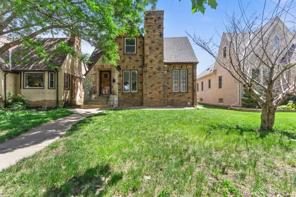 4537 Portland Avenue, Minneapolis, MN 55407