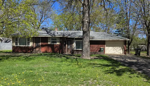31 1st Street N, Waite Park, MN 56387